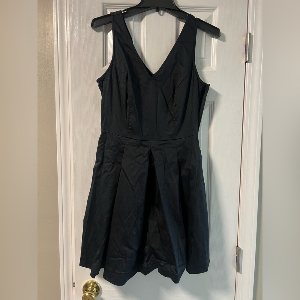 Banana Republic Black V-Neck Mini Dress